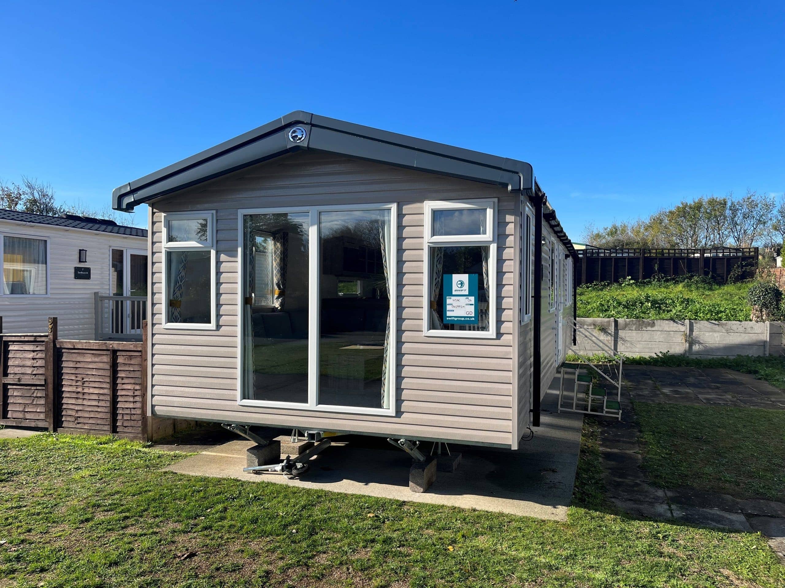 ventilated caravan for moisture prevention