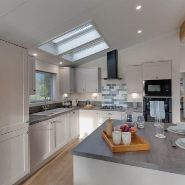 2018-Willerby-Juniper-HG-03