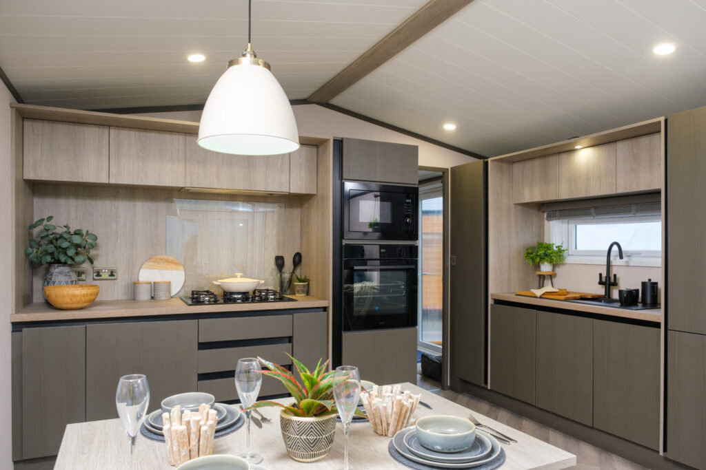 Kitchen_dining-1024x683