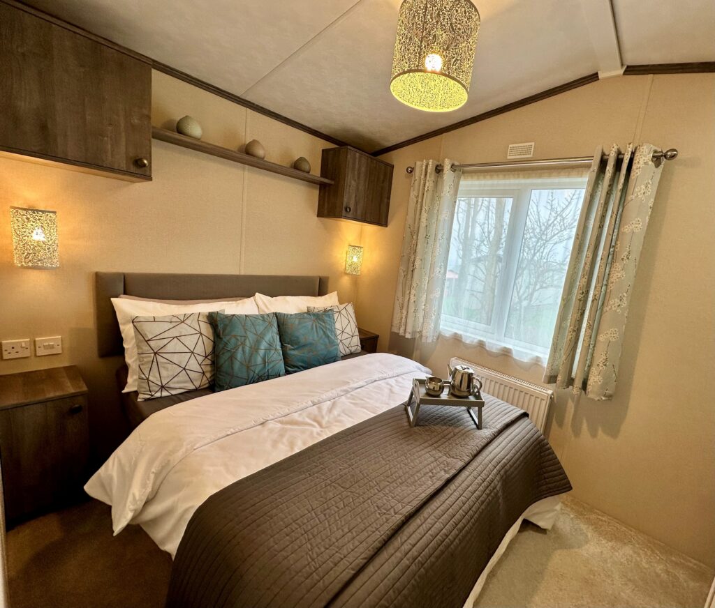 M-Bedroom-1024x872