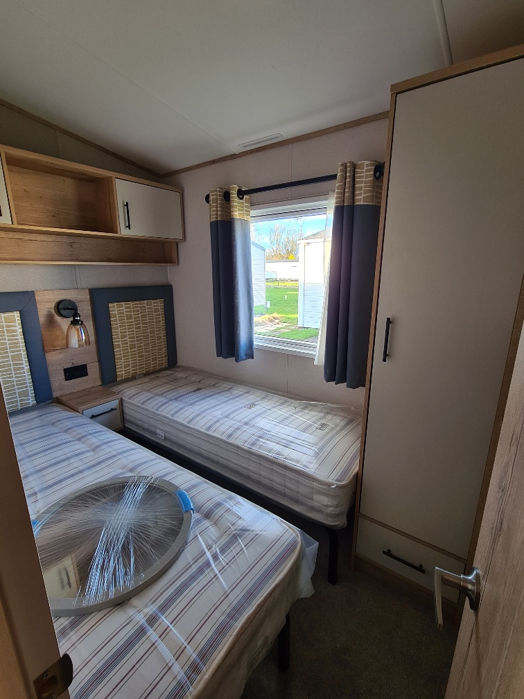 Twin-Bedroom-1
