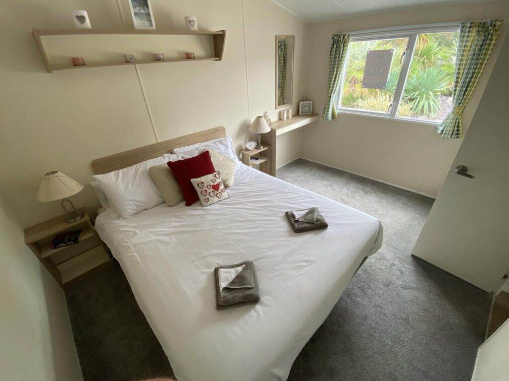 Master-Bedroom-2-1024x768