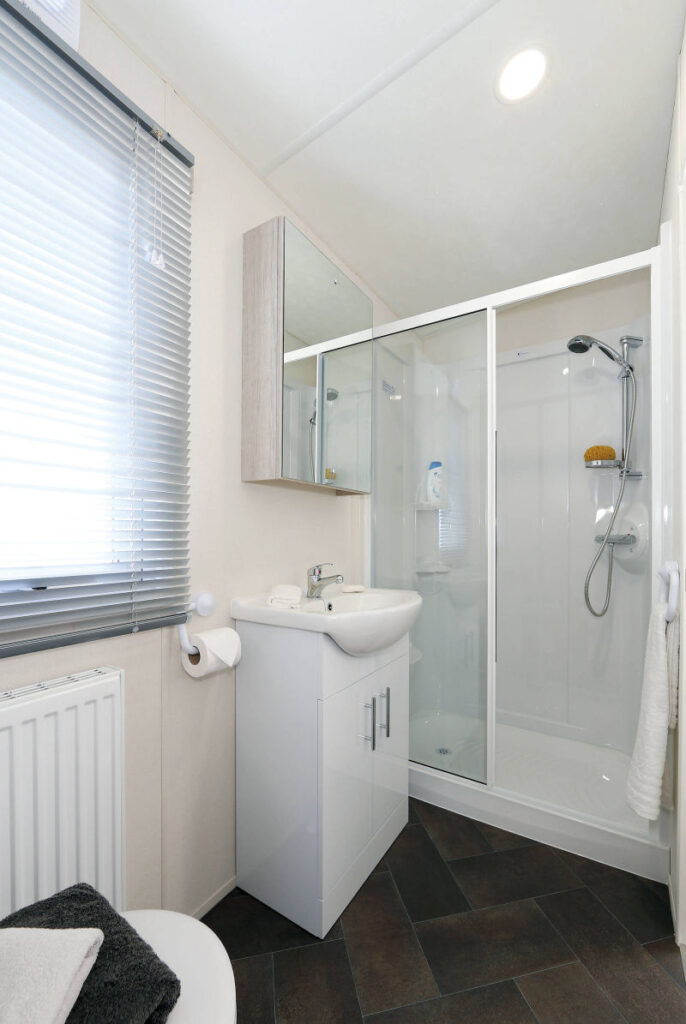 dan-shower-1772x2646-800x1195-1-686x1024