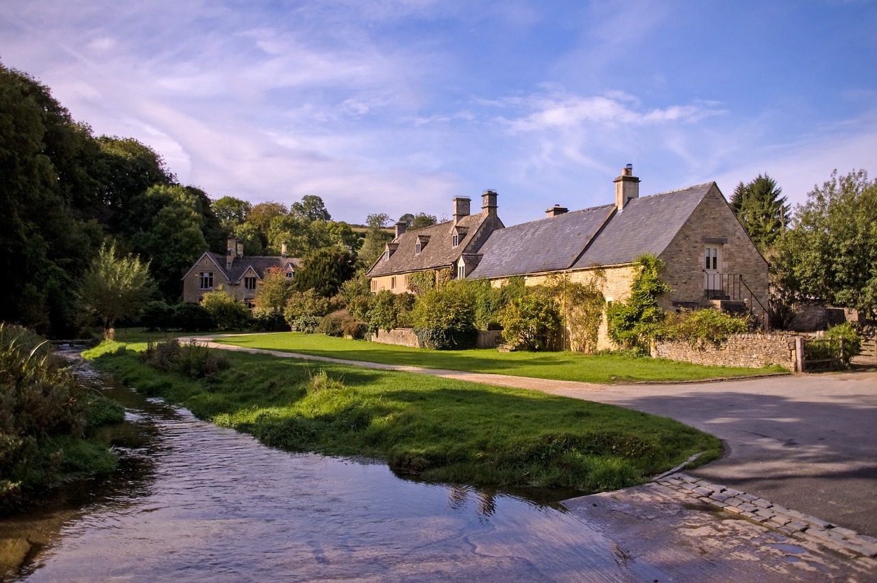 lodges for sale cotswolds