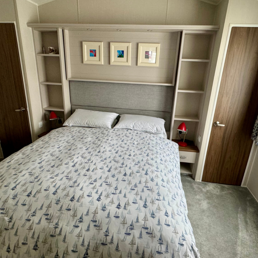 Solent Breeze Holiday Park Bedroom