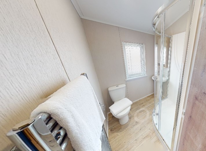 Ensuite-Shower-room