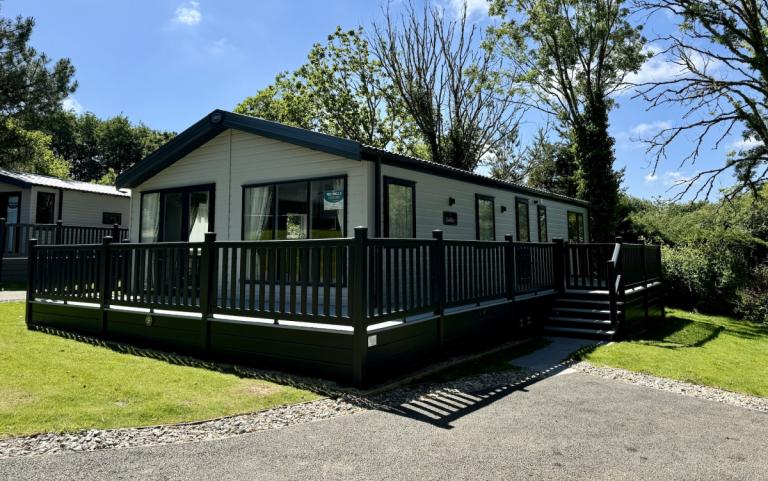 ABI Kielder 40 X 20 2 Bedrooms exterior view – static caravan for sale on Parklink