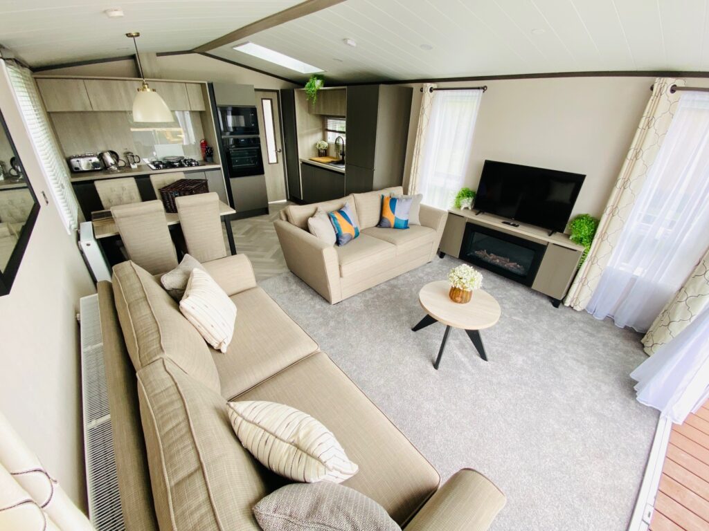 Victory Lakewood 2 Bed exterior view – static caravan for sale on Parklink