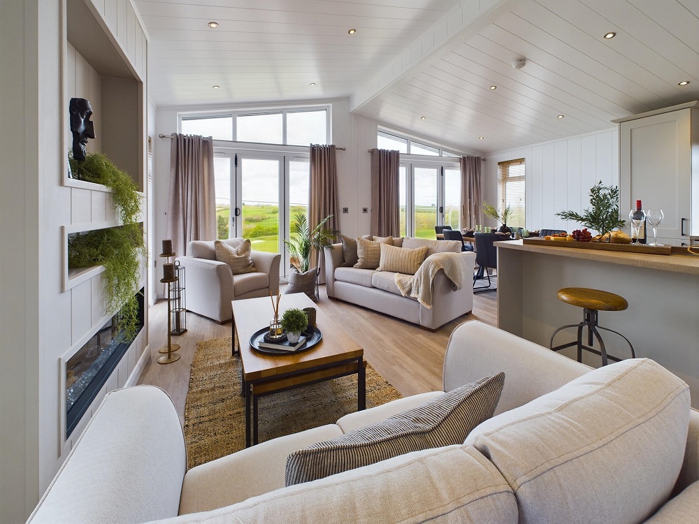 Luxury Dartmouth lodge