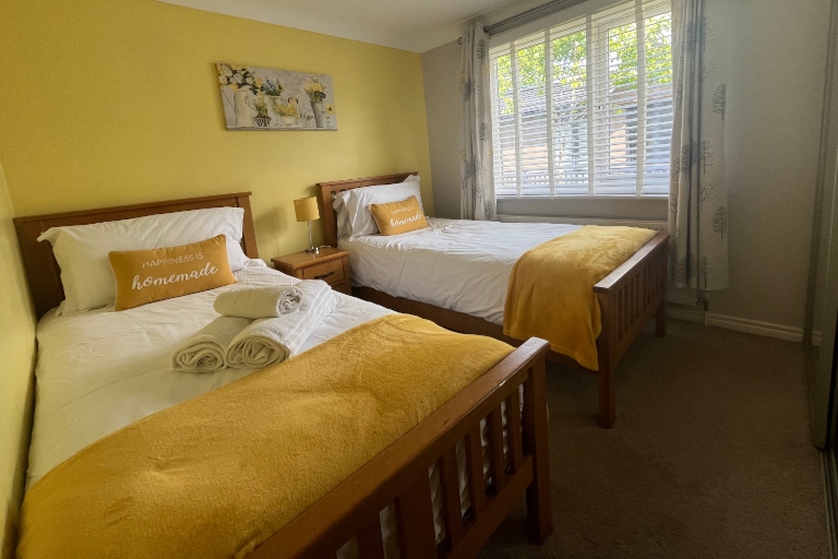 Oakgrove-bed-2