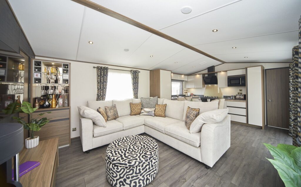 lounge-to-kitchen-1024x638