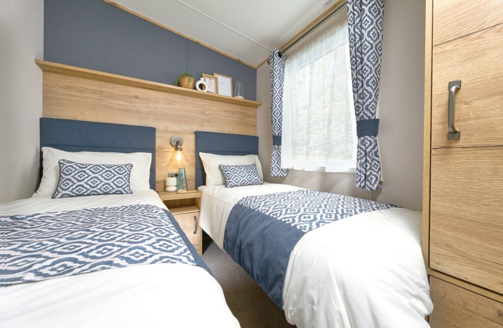 ABI_WINDERMERE_TWIN-ROOM_0180_RT-1536x1003-1-1024x669