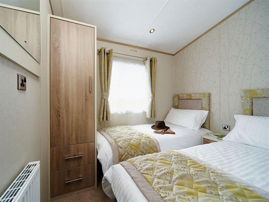 Carnaby-Helmsley-Twin-bedroom