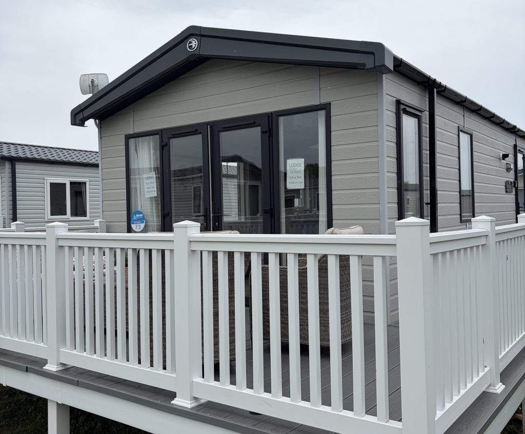 Private Sale Static Caravan for Sale Kittiwake Kiln Park Tenby