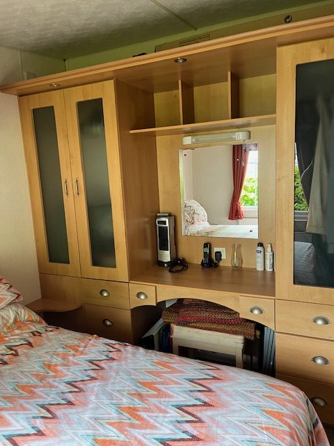 Omar-Brentmere-Main-bedroom-rotated