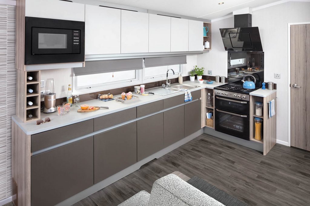 Swift-Antibes-2022-Kitchen-1024x682