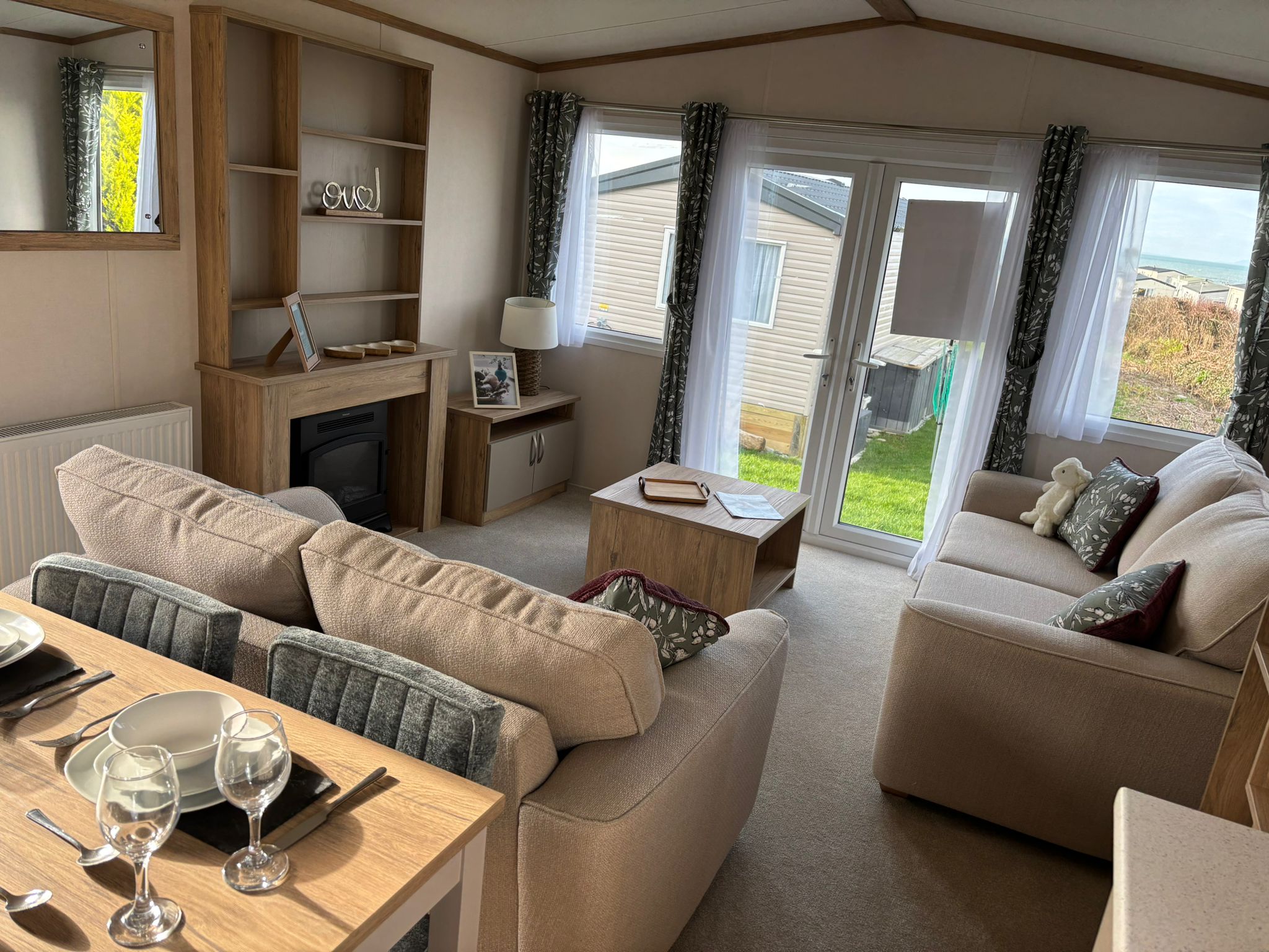 Static caravan holiday home for sale in Aberystwyth – exterior view