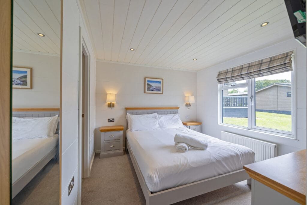 Cambrian Custom Lodge 2015 exterior view – static caravan for sale on Parklink