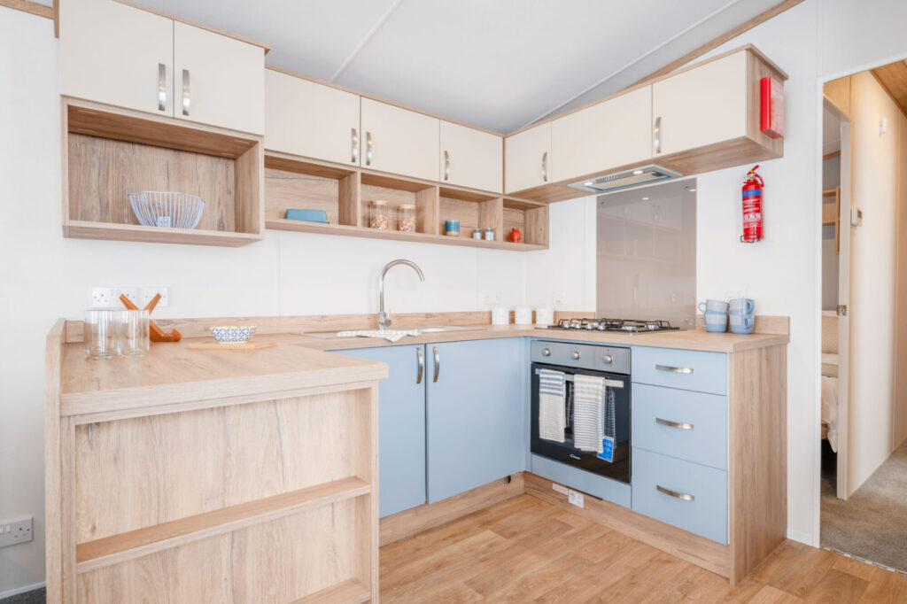 2025-Regal-Henley-38-x-12-2-Bed-Kitchen-1024x682