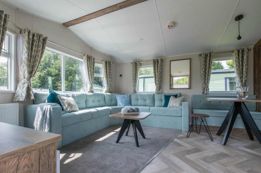 Fell-End-Willerby-Brookwood-Hall-More-2-1