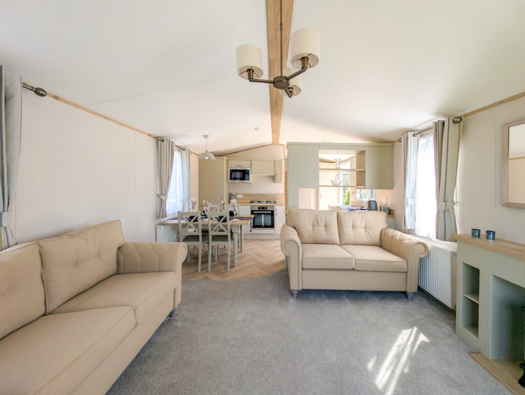 Hall-More-Atlas-Debonair-0426-0014-1024x771