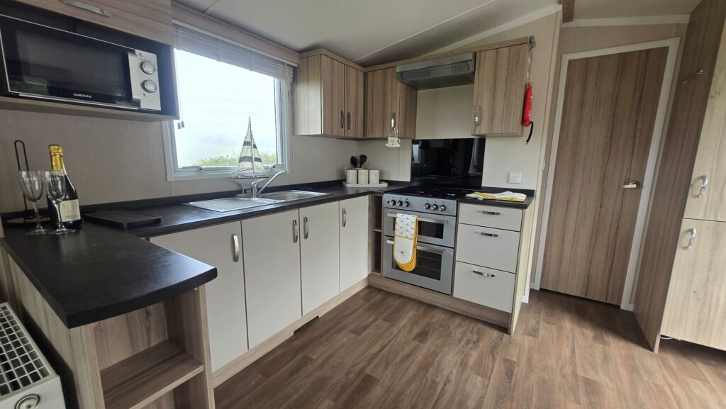 Kitchen-2-1024x577
