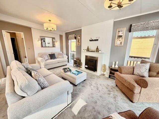 Pemberton-Glendale-2023-PL133537-132331887