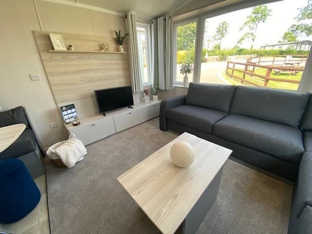 Swift-Loire-2025-VS216142-142699542