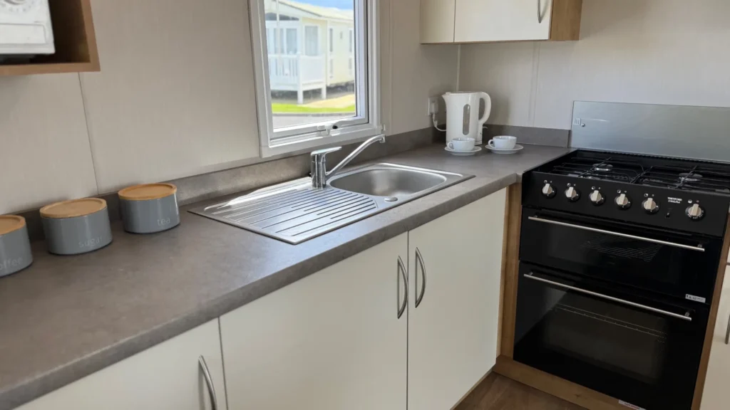 Willerby-Grasmere-2021-CAR0059406-140018305-1024x576