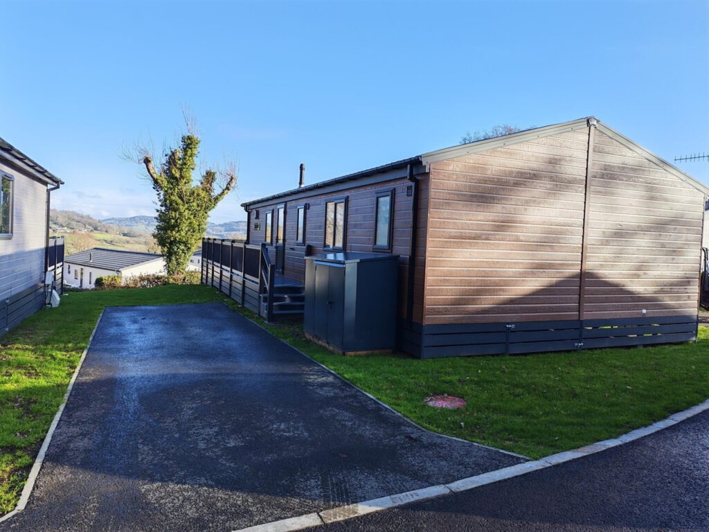 Willerby-Horsham-2024-VS849708-127581531-1024x768