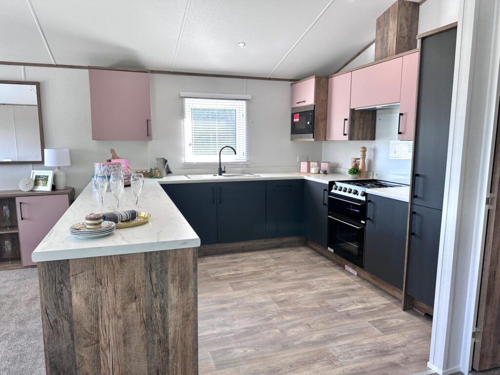 Willerby-Horsham-2024-VS849708-85500963-1024x768