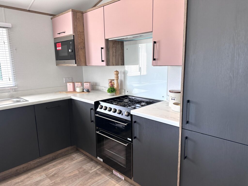 Willerby-Horsham-2024-VS849708-85500999-1024x768