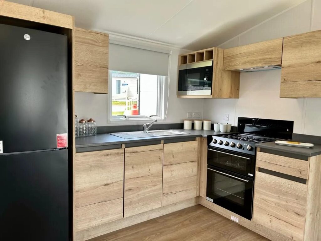 Willerby-Midhurst-2024-VS675902-136378662-1024x768