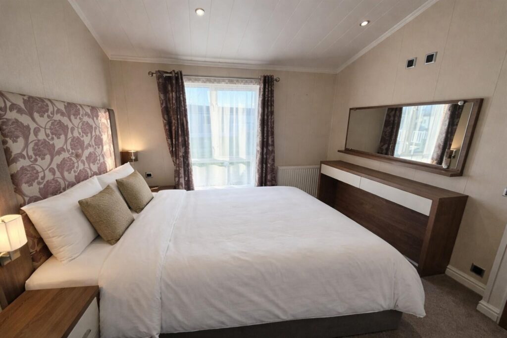 Willerby-New-Hampshire-2014-CAR0019350-138275139-1024x683