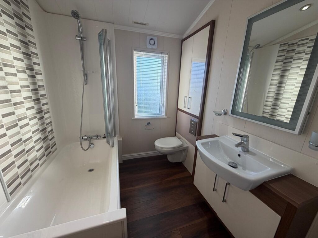 Willerby-New-Hampshire-2014-CAR0019350-138275479-1024x768
