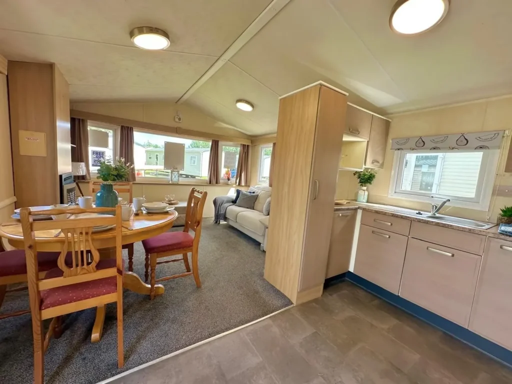 Willerby-Rio-Gold-2011-pkK57jBDhS-143120674-1024x768