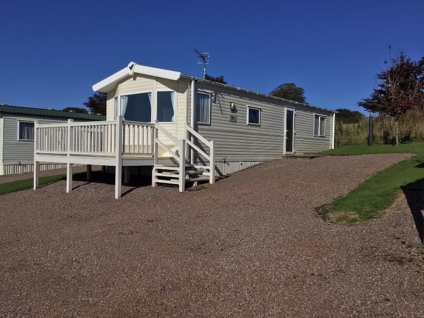 Swift Toronto 40 X 20 2 Bedrooms holiday home for sale at a UK holiday park – exterior view