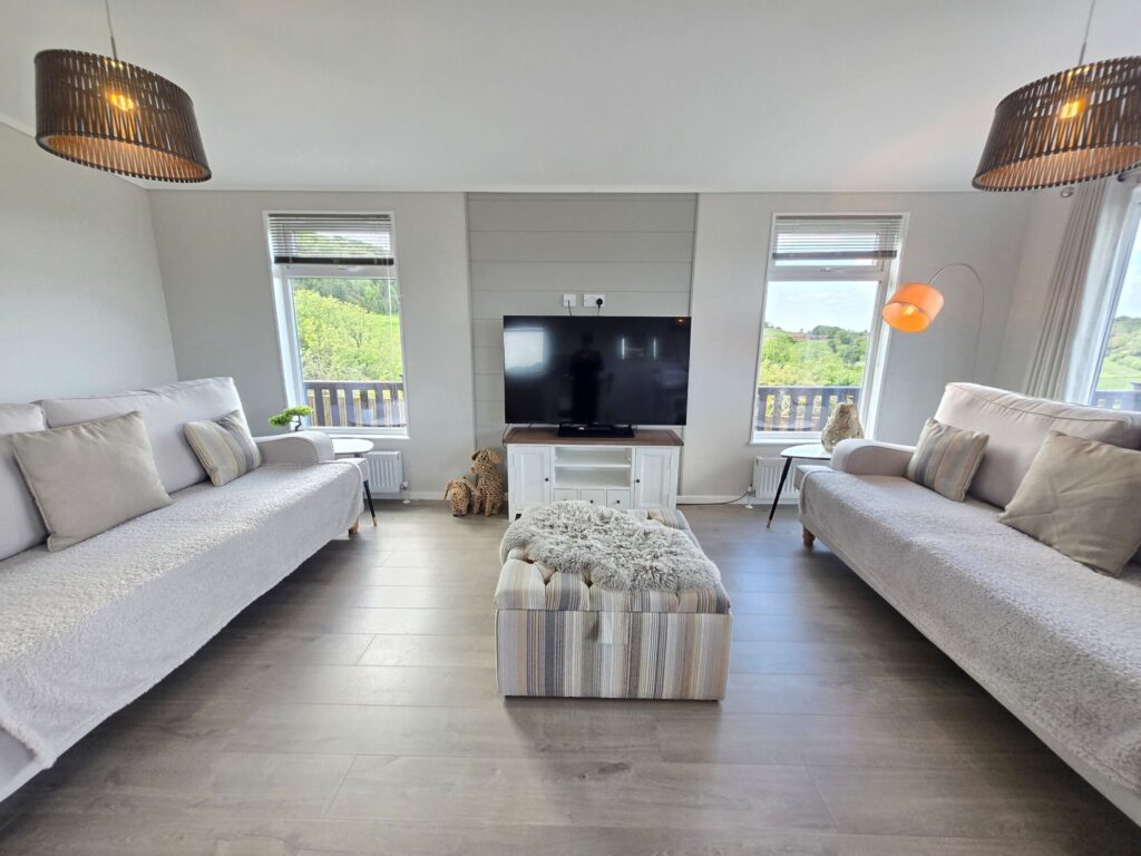 Lounge-5-1024x768