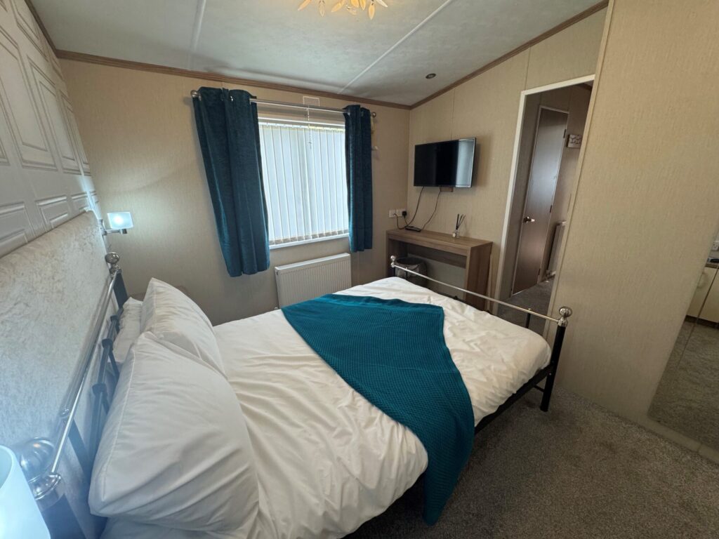 Pemberton-Marlow-Main-bedroom-2-1024x768