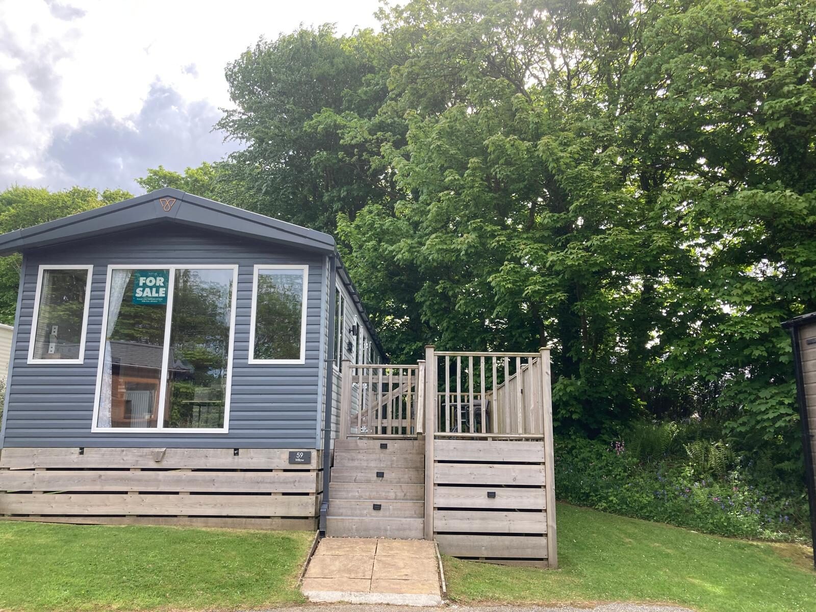 Willerby Gainsborough 5 holiday home for sale at a UK holiday park – exterior view