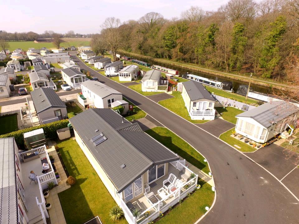 static caravans for sale on small sites