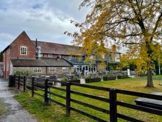 autumn-barnhouse